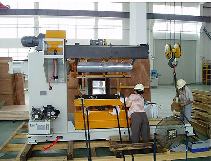 Decoiler Machine